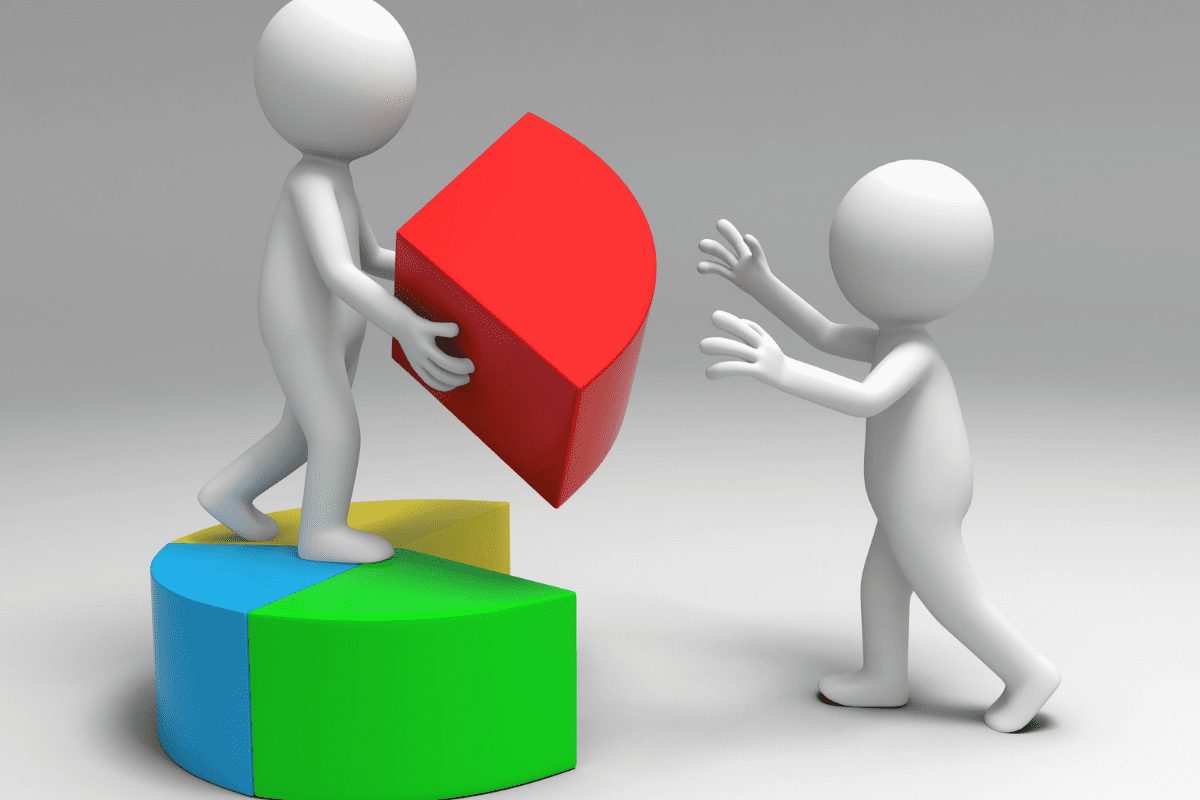 People dividing marital property